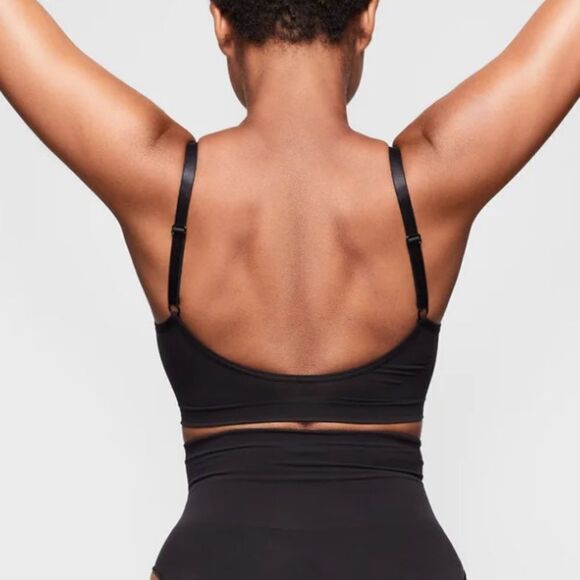 NWOT SKIMS Seamless Sculpt Bralette In Onyx Black Bra Active Sport Bra - Picture 3 of 8